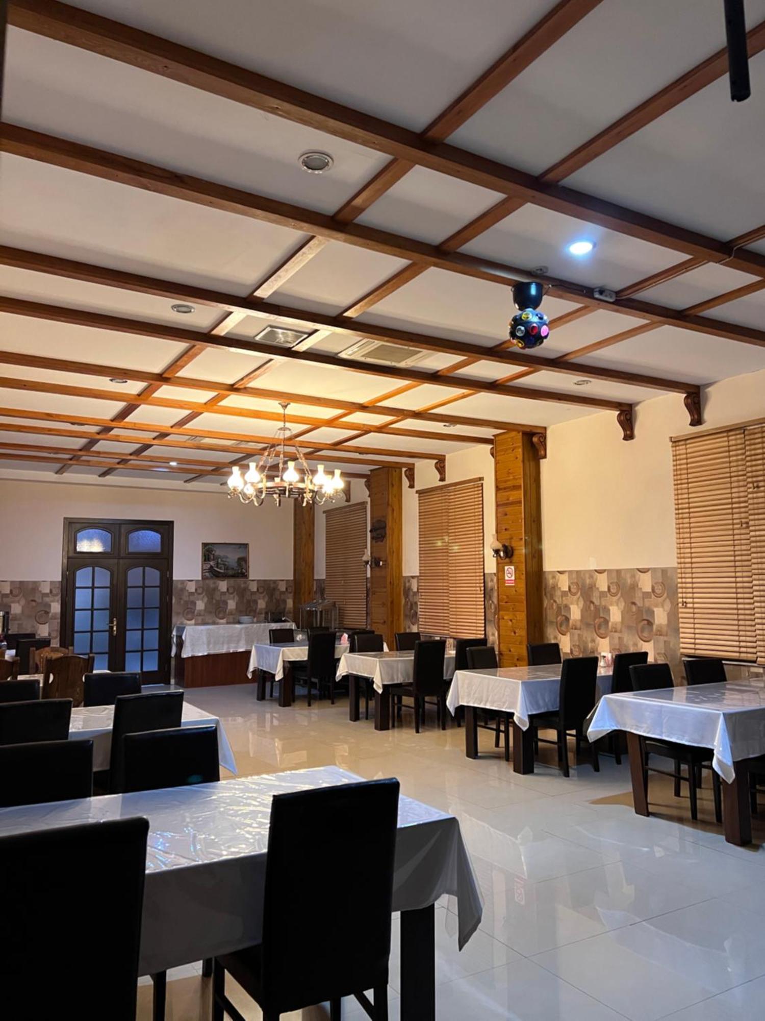 Aef Hotel Baku Exterior foto
