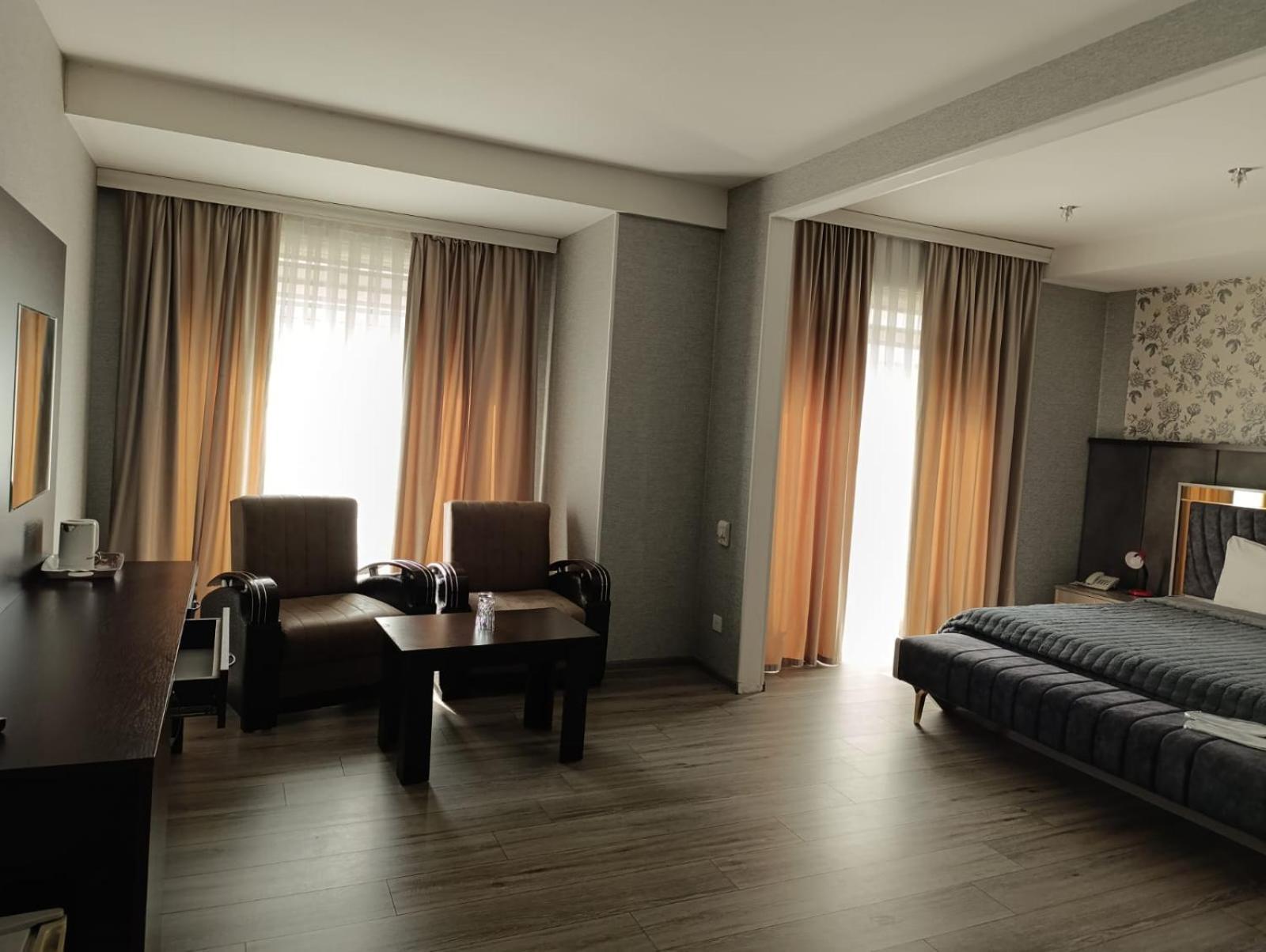 Aef Hotel Baku Exterior foto